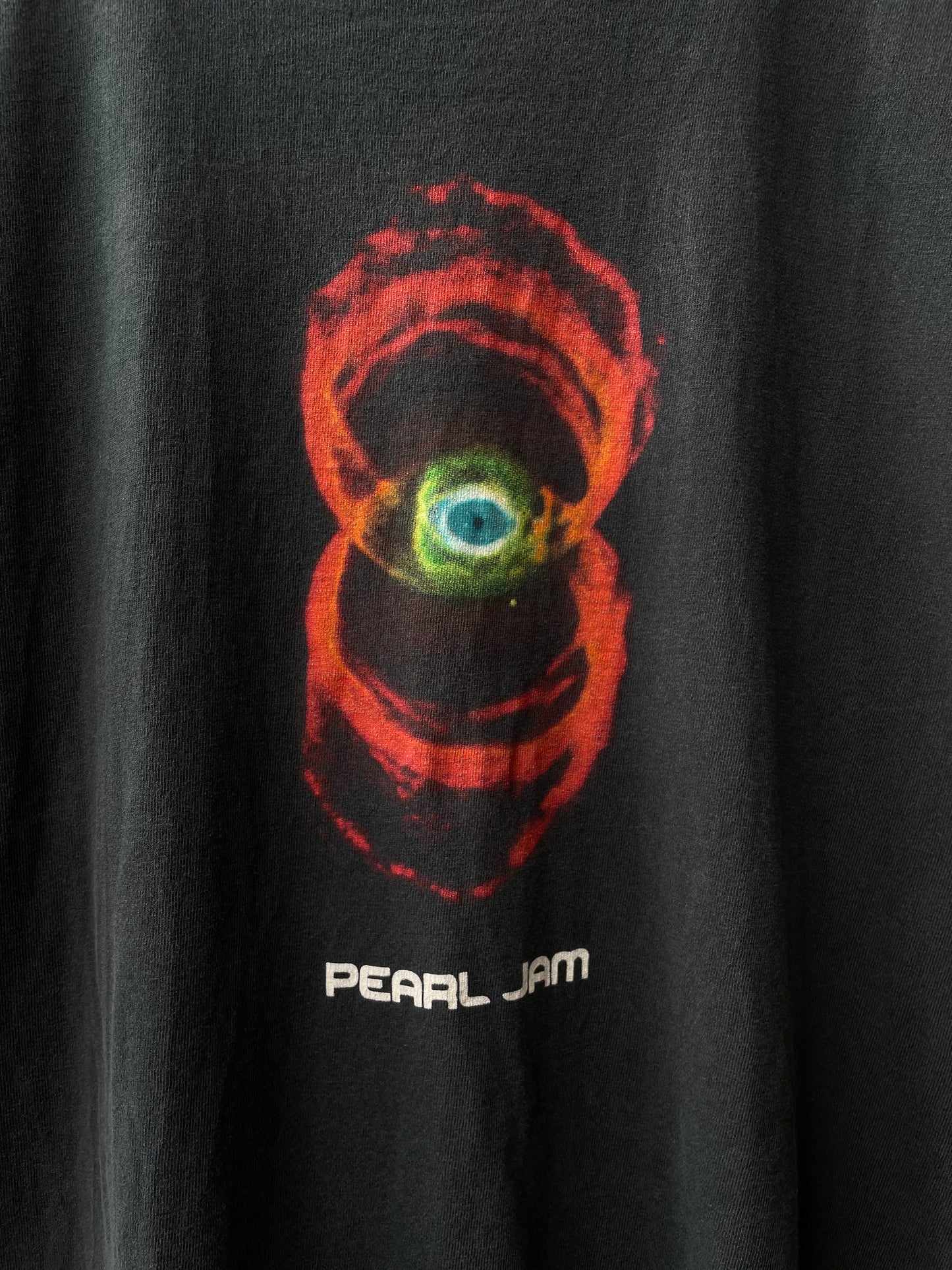 Vintage Early 2000s Pearl Jam T-Shirt